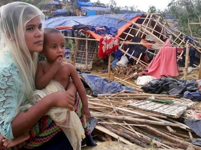 Dua Wanita Rohingya...