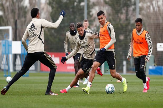 Real Madrid Bawa 19...