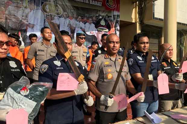 Tawuran di Bogor Tewaskan...