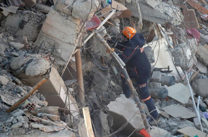 Korban Tewas Gempa Turki...
