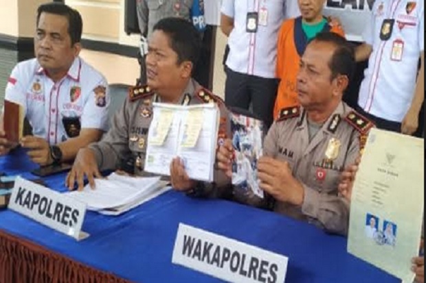 Palsukan Dokumen Pernikahan...