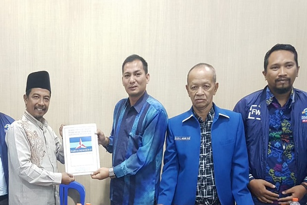 Maju Pilkada Kabupaten...