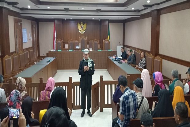 Sidang Kepemilikan Senpi...