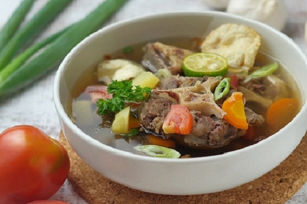 Sup Iga Bening dengan...