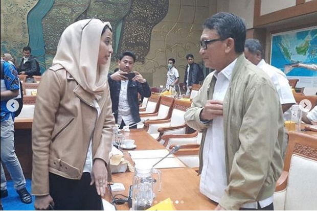Anggota DPR Milenial...