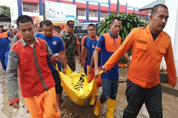 Banjir Bandang Tapanuli...