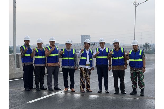 Pembangunan Dua Flyover...