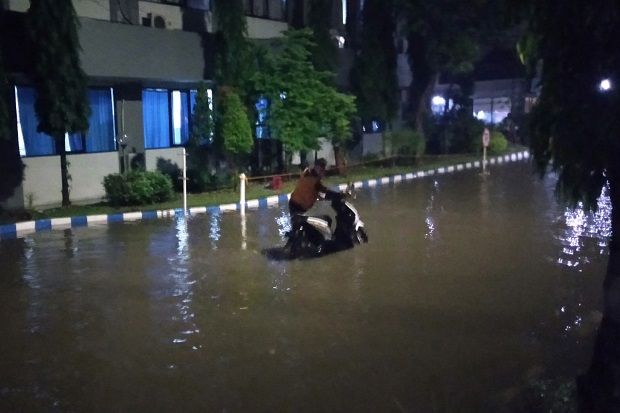 Jalan Utama Surabaya...