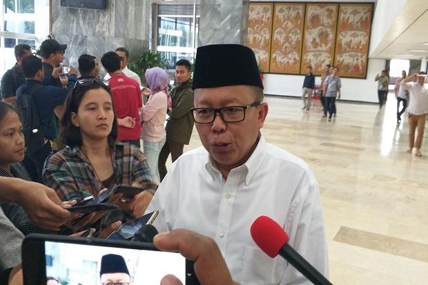 Almarhum Gus Sholah...
