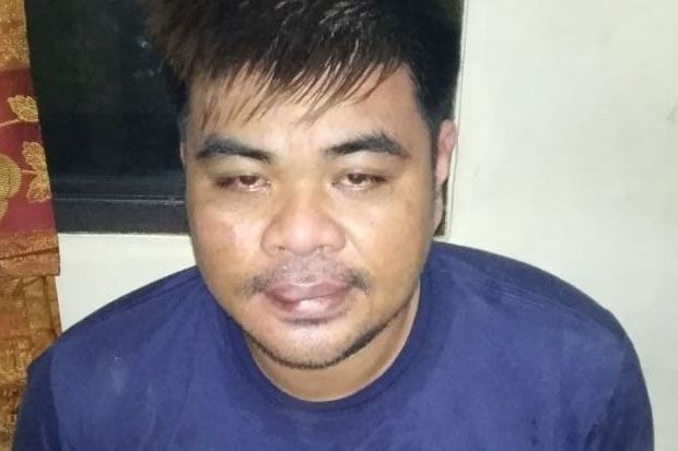 Mengaku Polisi, Pemuda...