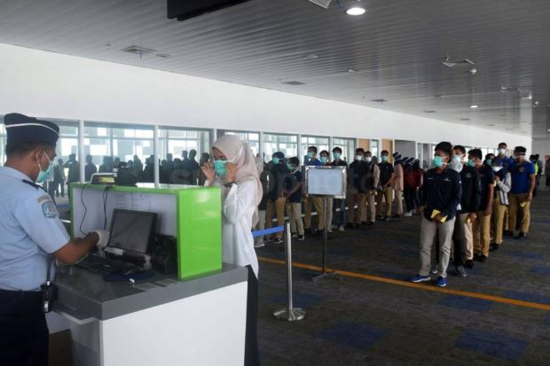 Wabah Virus Corona Masih...