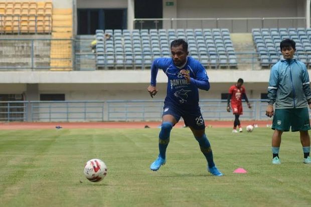 Resmi Direkrut Persib,...