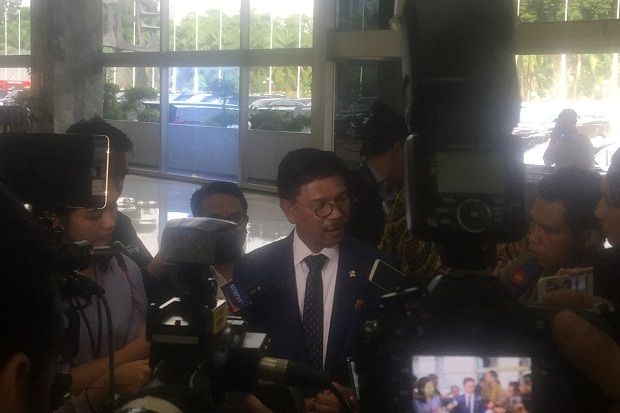Menkominfo Sebut Ada...
