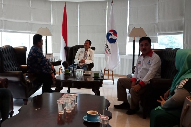 Kesamaan Visi-Misi Jadi...