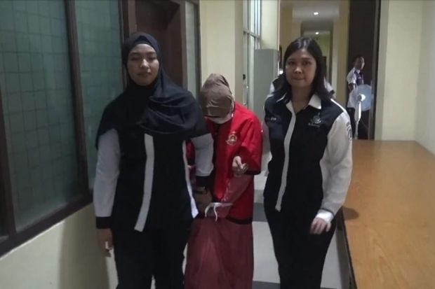 Polisi Tangkap Dokter...