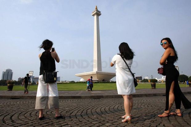 Monas Tidak Boleh Digunakan...