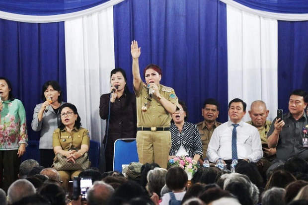 Bupati Minahasa Utara...