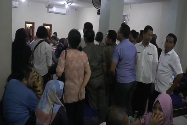 Tim Gabungan Datangi...