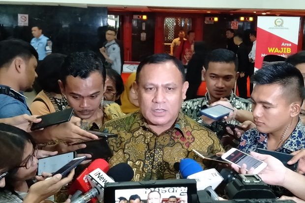 Firli Bahuri Cs Rajin...