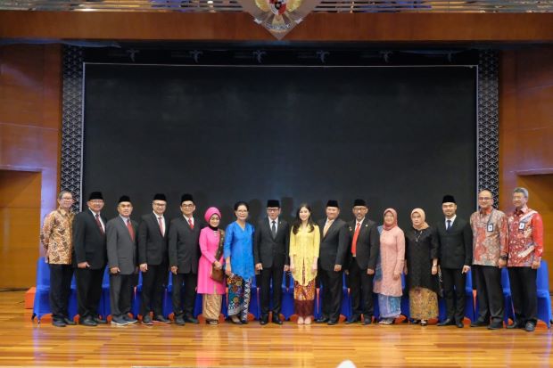 Resmi Dilantik, Ini...