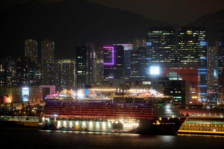 Hong Kong Lanjutkan...