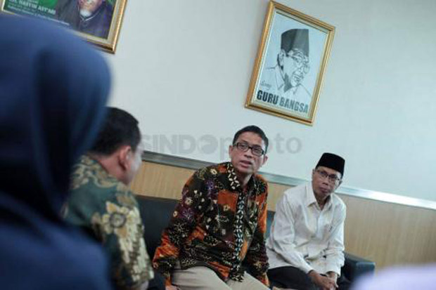 Cawagub Nurmansjah Suruh...