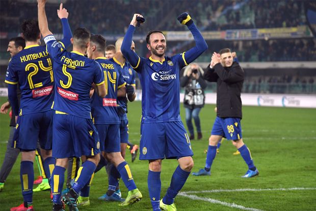 Verona Ajarkan Juventus...