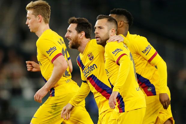 Messi Cetak Hat-trick...