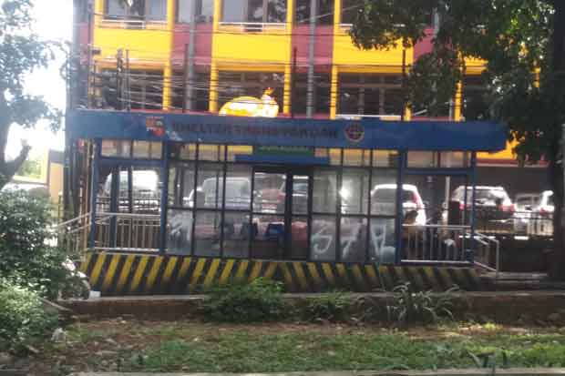 Terancam Bangkrut, Puluhan...