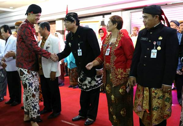 Lantik 75 Pejabat Fungsional,...