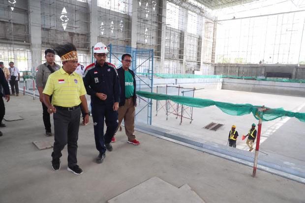 Menpora Puji Arena Akuatik...