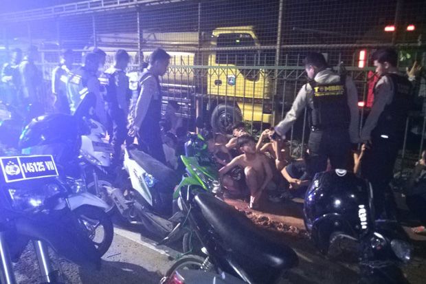 Ciduk 17 Remaja di Menteng,...