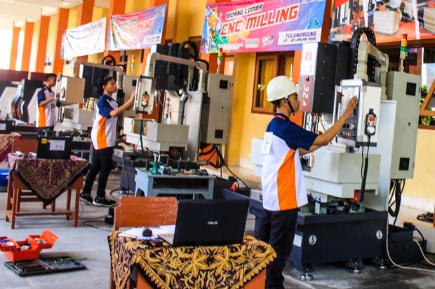 Tingkatkan Skill Siswa,...