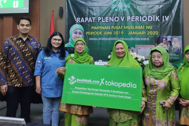 Serahkan Donasi Pengguna...