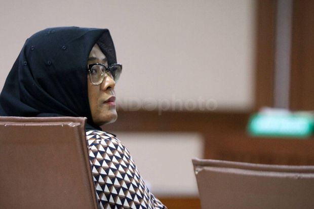 Kasus Suap Impor Bawang,...