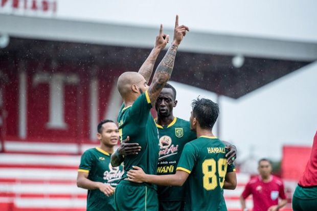 Tumbangkan Arema, Persebaya...