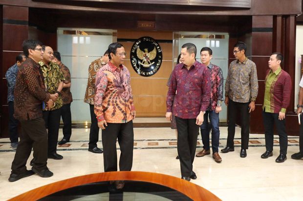 Bertemu Mahfud MD, Hary...