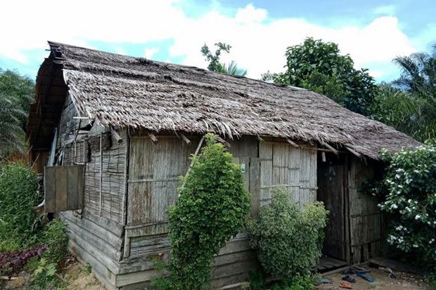 Bupati Landak Bedah...