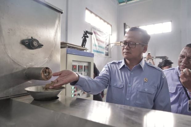 KKP Gunakan Teknologi...
