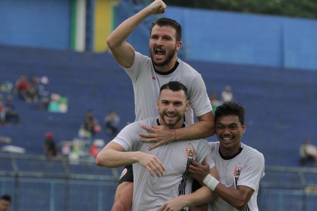 Final Piala Gubernur...