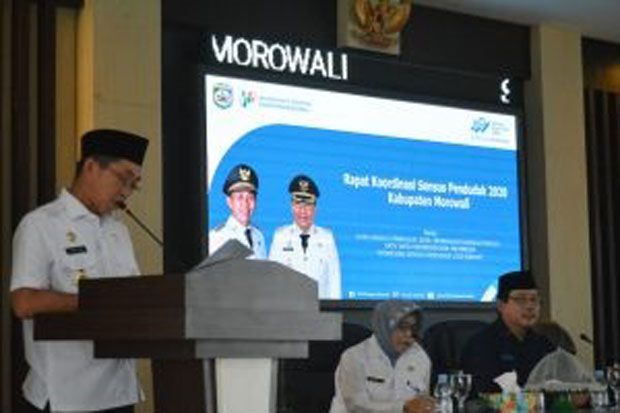 Bupati Morowali Hadiri...