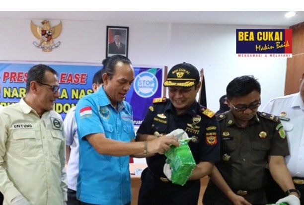 Sinergi Bea Cukai dan...