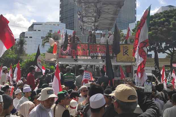 Aksi 212, Massa Minta...