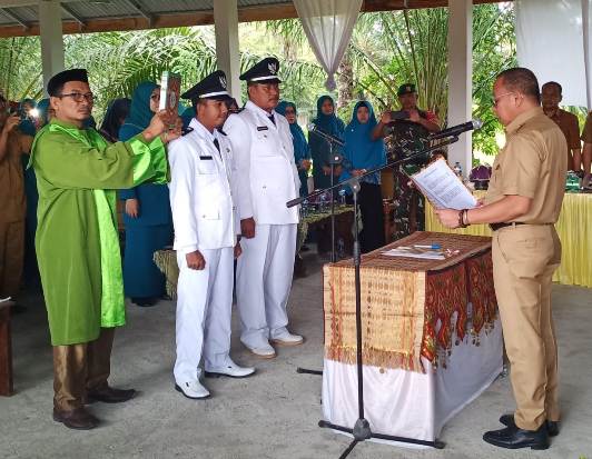 Bupati Pasangkayu Lantik...