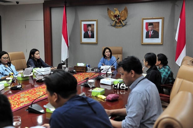 Stafsus Presiden: RUU...
