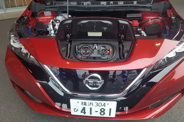 Nissan Pamer Mobil EV...