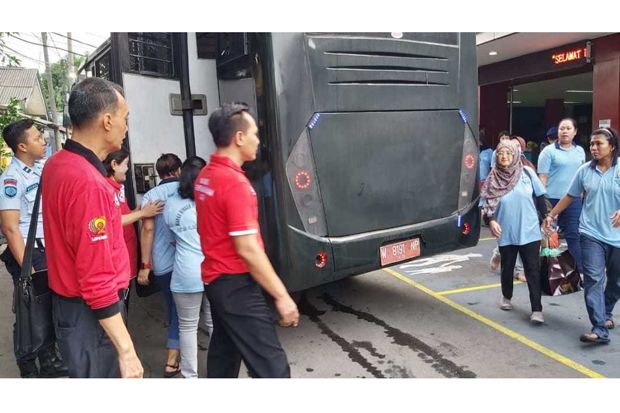 Ratusan Napi Rutan Perempuan...