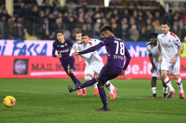 Ditahan 10 Pemain Fiorentina,...