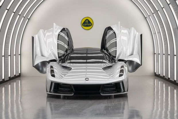 Lotus Siap Lahirkan...
