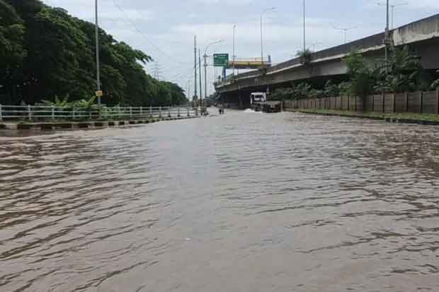 Jalan Cacing Terendam,...
